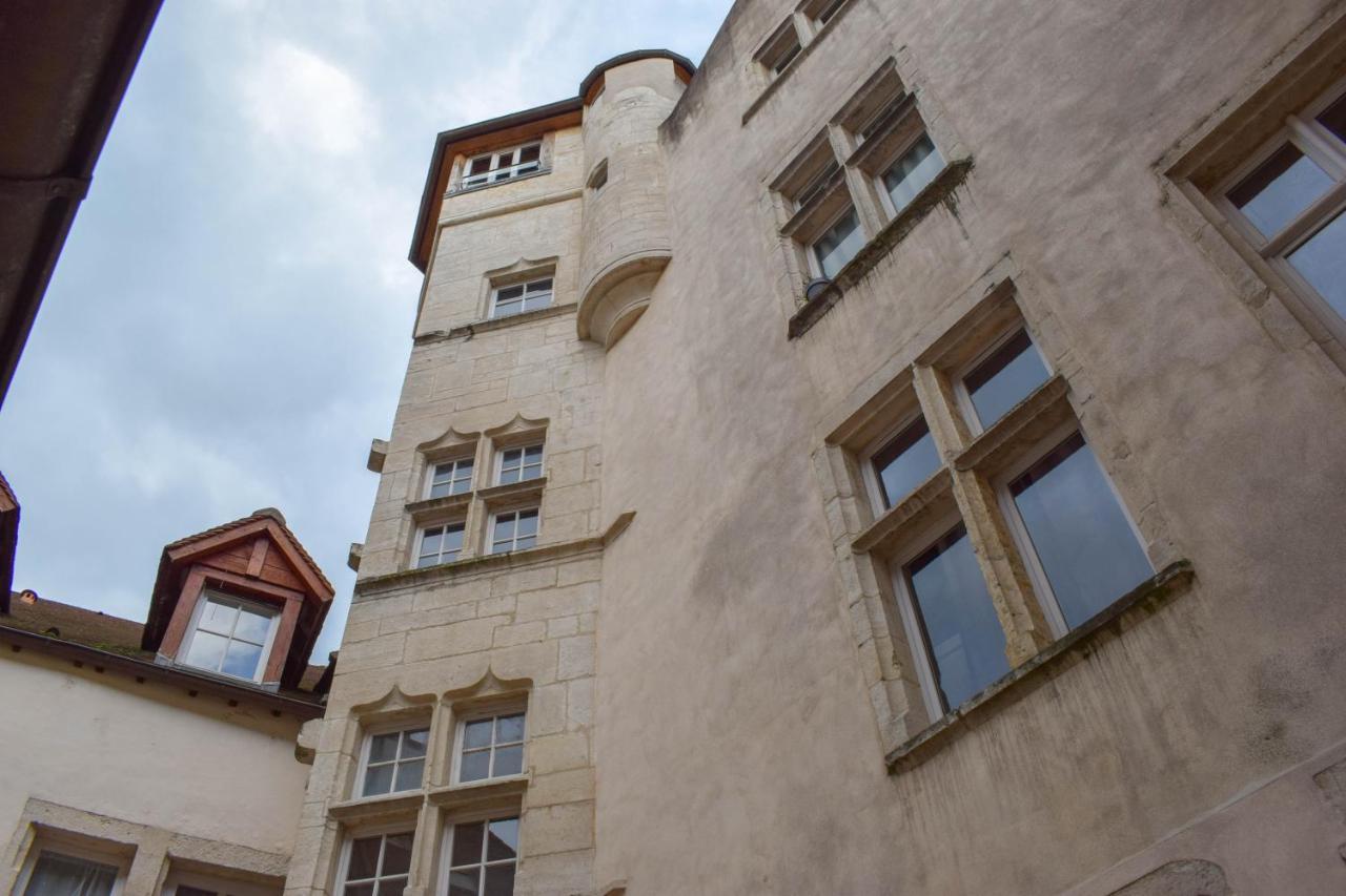 Appartement classé avec vue, centre ville&parking proche Dole Extérieur photo